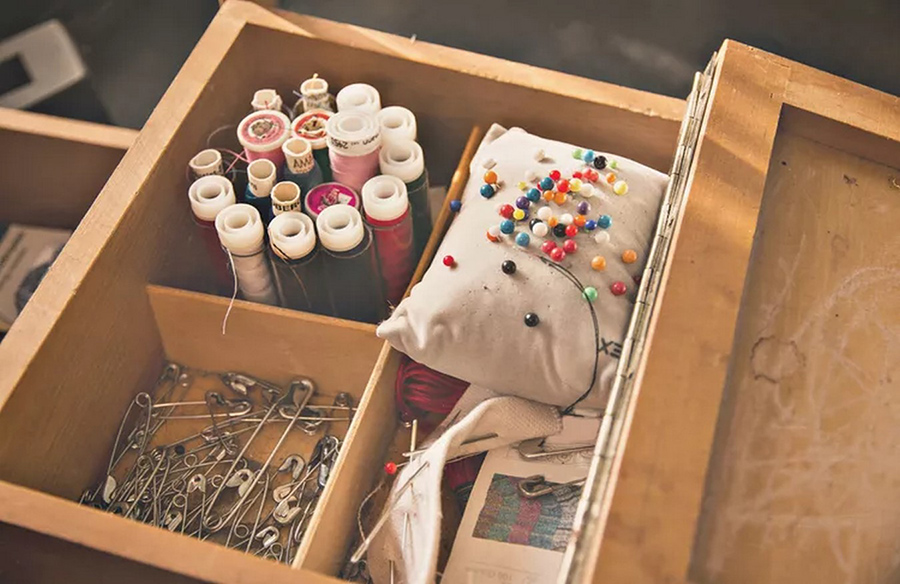 Rediscovering the Sewing Kit: A Sustainable Approach to Fashion